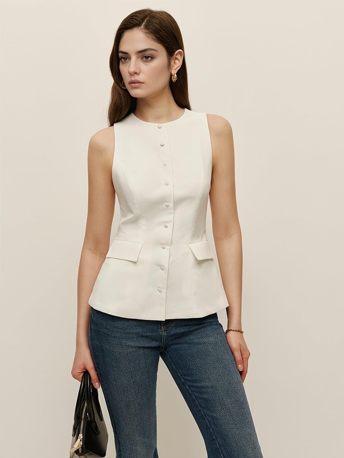 Stacey | Sleeveless Top with Flap Pockets